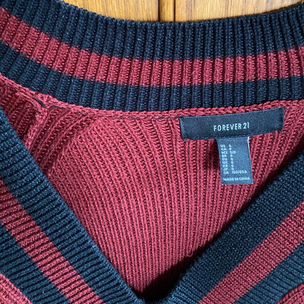 Red/Black varsity style sweater - Picture 2 of 3